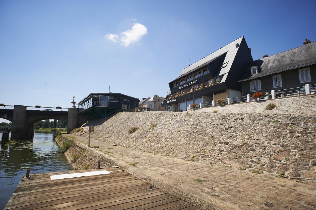 Les Ondines Hotel Les Hauts-d'Anjou Екстериор снимка