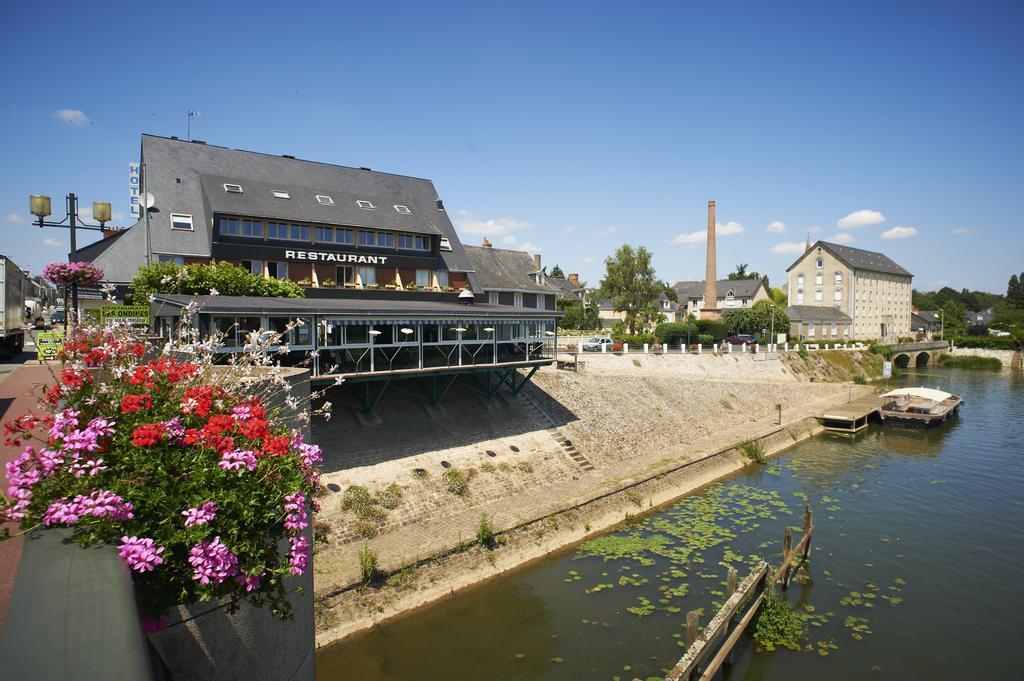 Les Ondines Hotel Les Hauts-d'Anjou Екстериор снимка